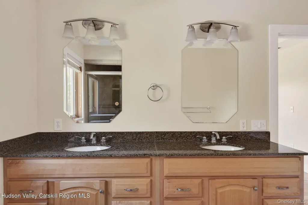 86 Paul Horn Road Catskill NY 12414