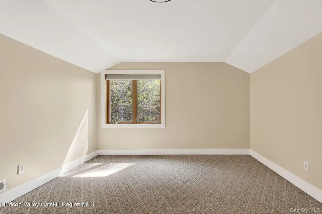 86 Paul Horn Road Catskill NY 12414