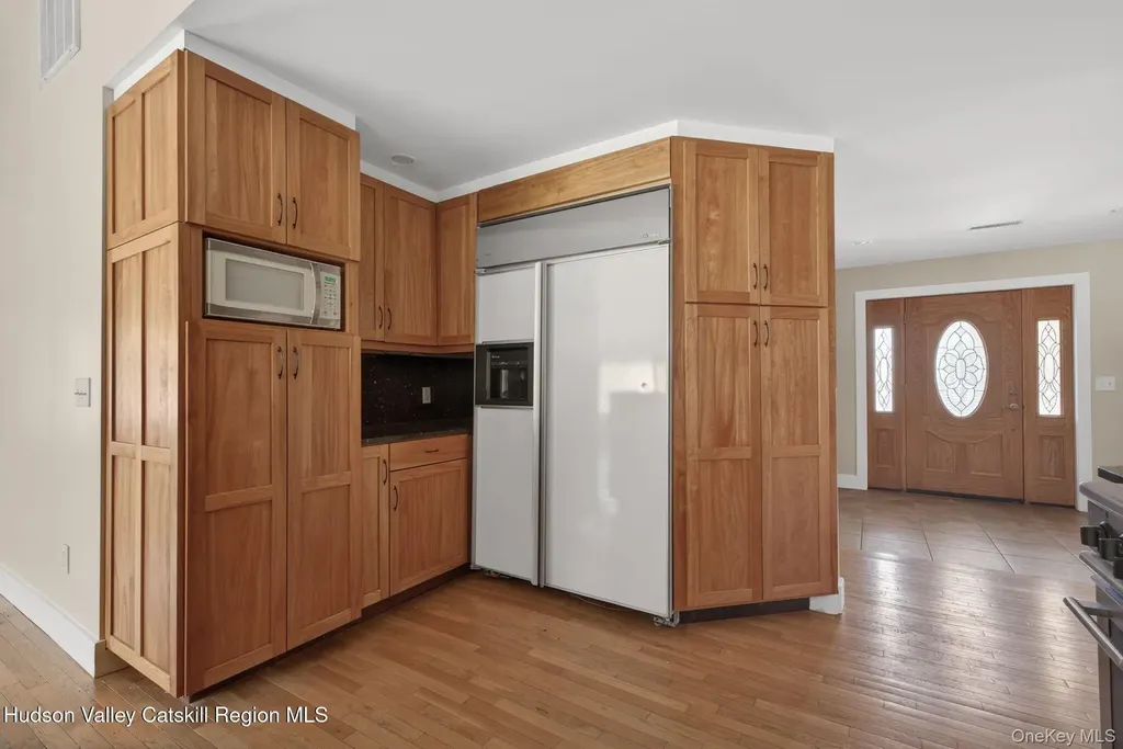 86 Paul Horn Road Catskill NY 12414
