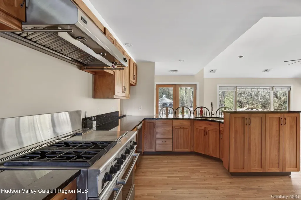 86 Paul Horn Road Catskill NY 12414