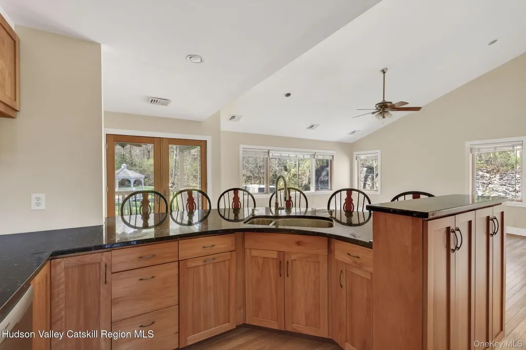 86 Paul Horn Road Catskill NY 12414