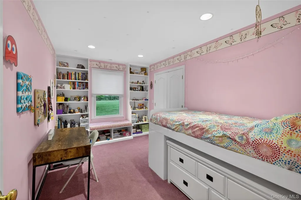 35 Genesee Drive Commack NY 11725