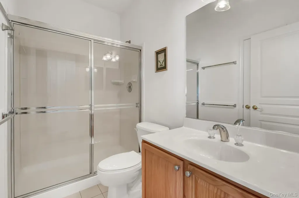 10 Louden Loop Mount Sinai NY 11766