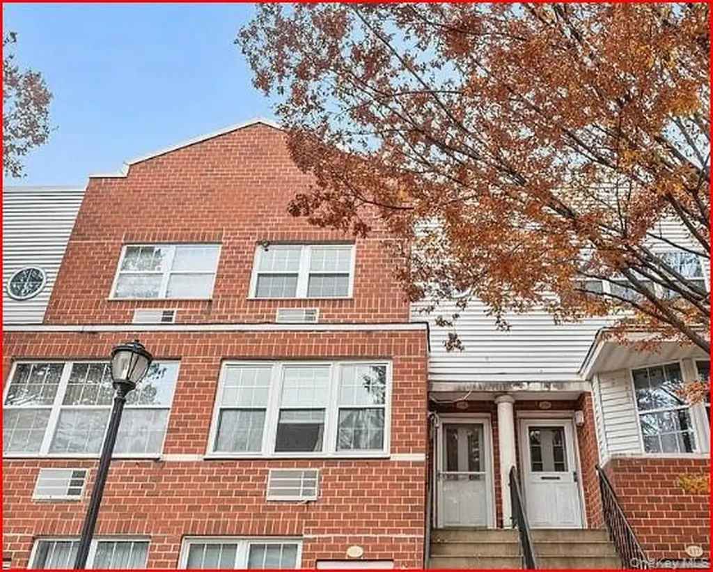 126 Sunset Boulevard Bronx NY 10473