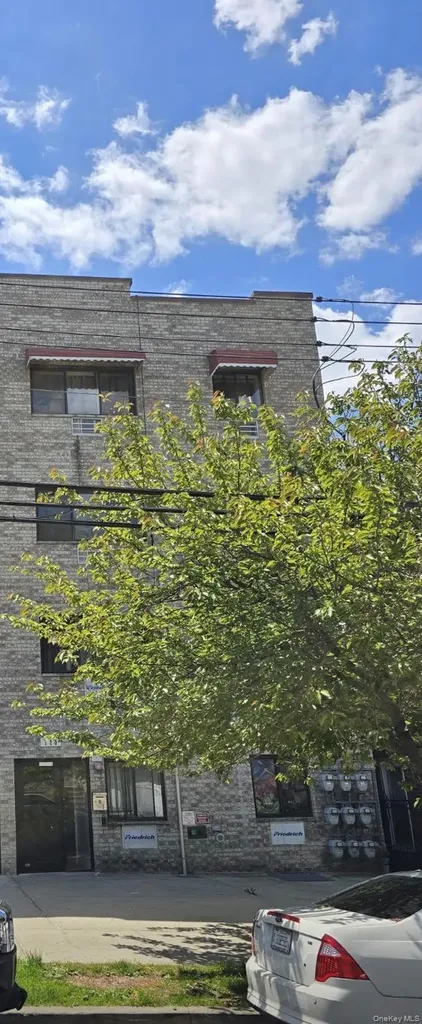 720 E 220th Street Bronx NY 10467