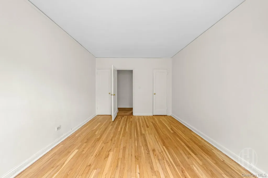 141-27 79th Avenue Flushing NY 11367