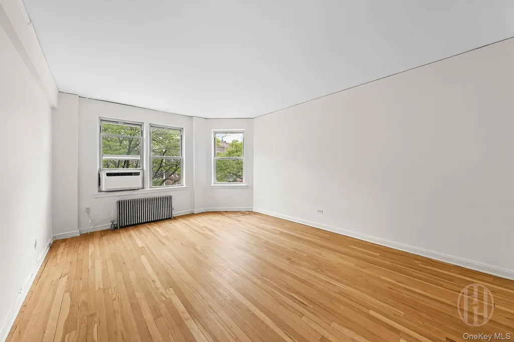 141-27 79th Avenue Flushing NY 11367