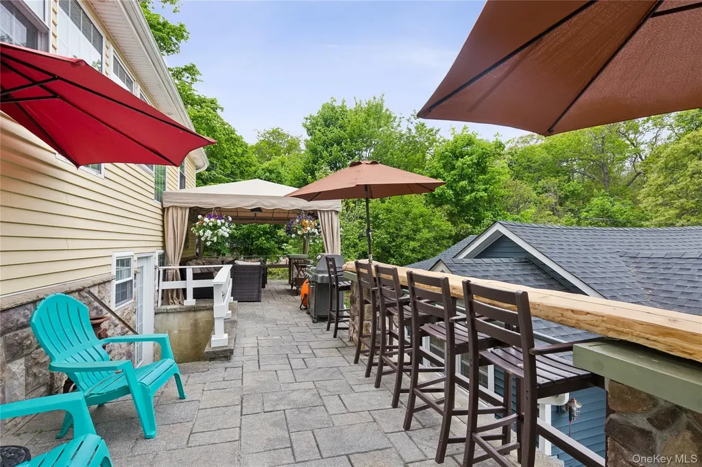 760-762 Old Dock Road Kings Park NY 11754