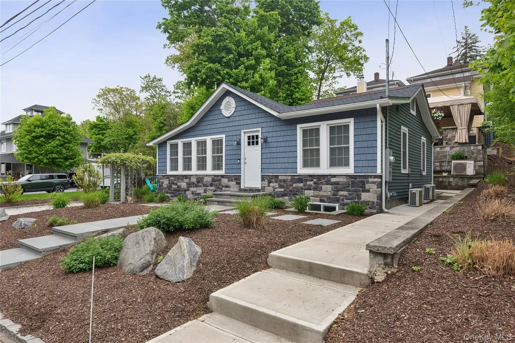 760-762 Old Dock Road Kings Park NY 11754