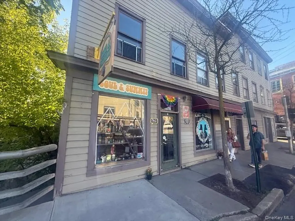 9 Main Street Warwick NY 10990
