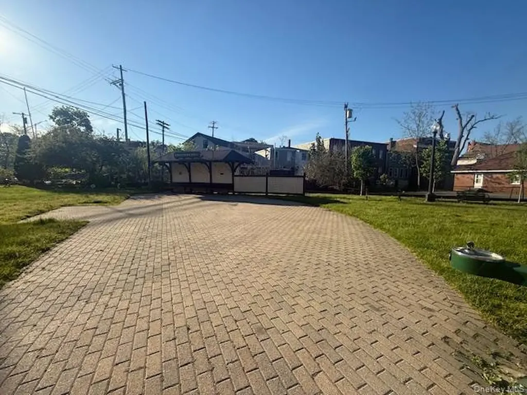 9 Main Street Warwick NY 10990
