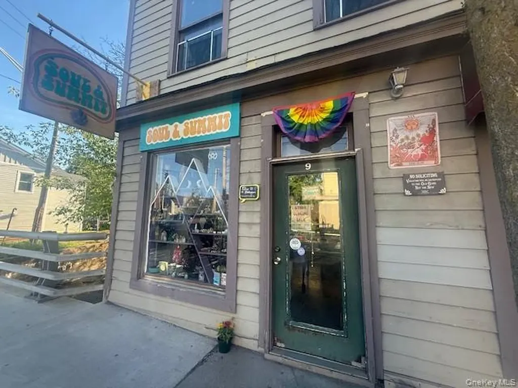 9 Main Street Warwick NY 10990