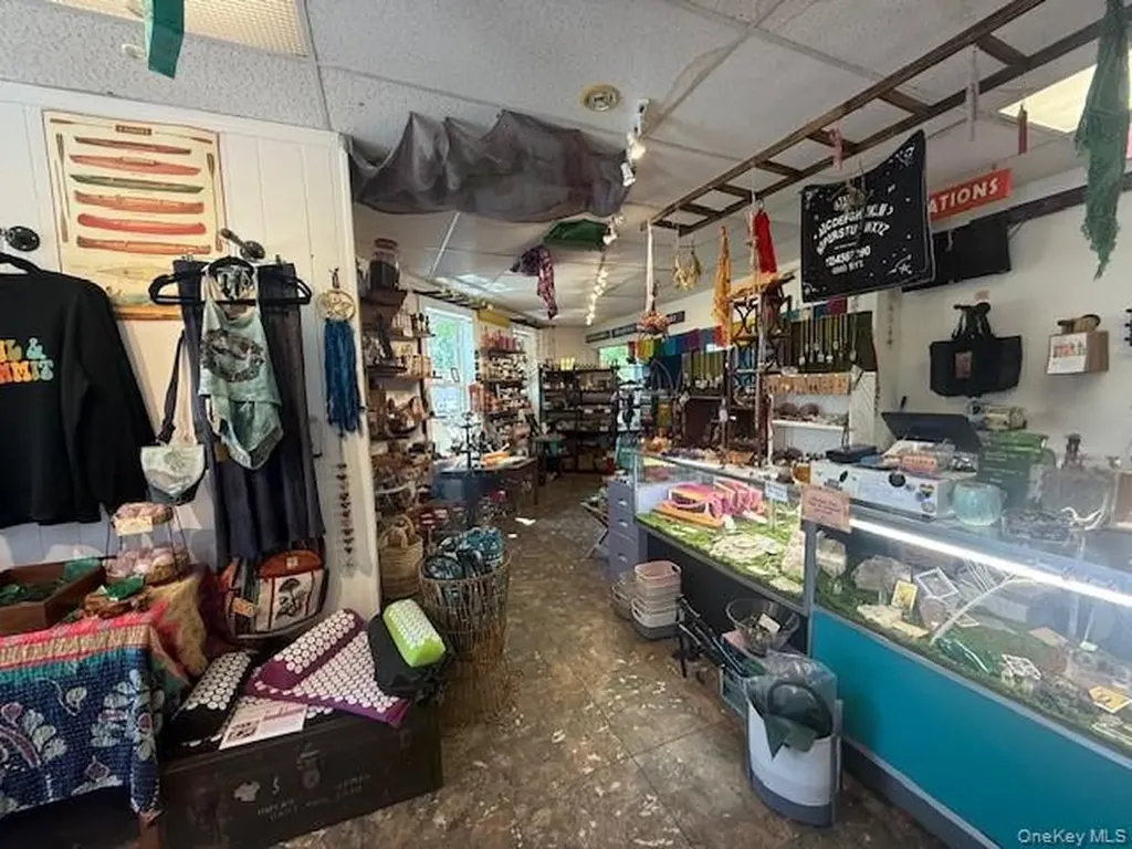 9 Main Street Warwick NY 10990