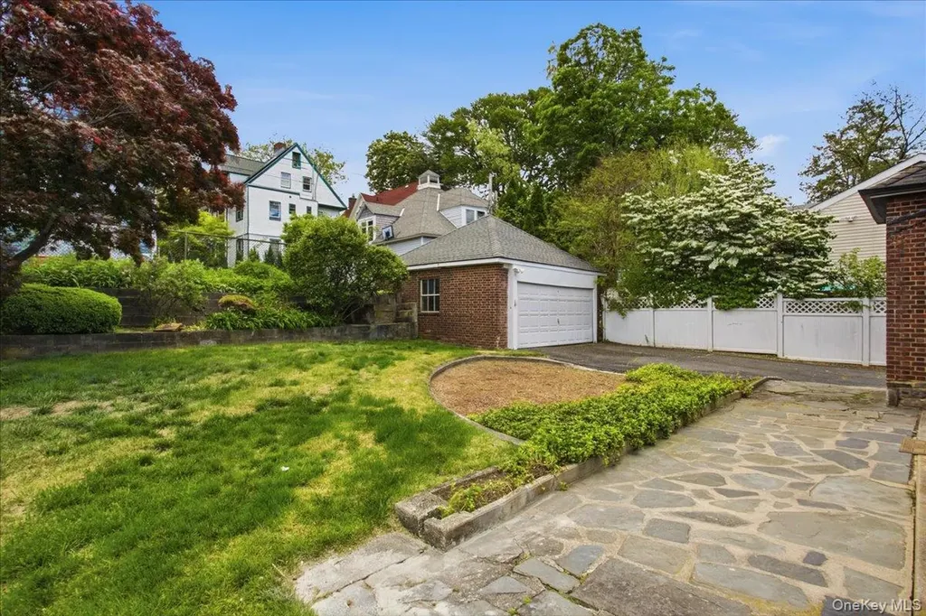 57 Ashton Road Yonkers NY 10705