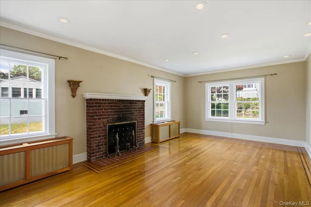 57 Ashton Road Yonkers NY 10705