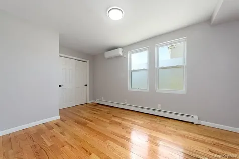 119-20 193rd Street Saint Albans NY 11412