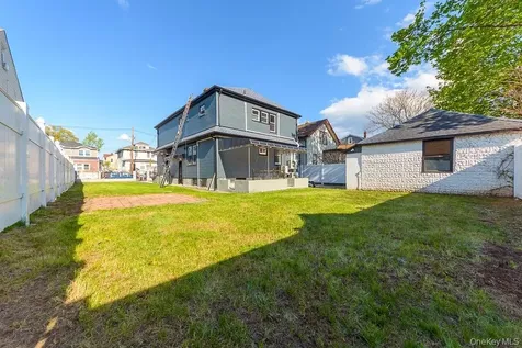 119-20 193rd Street Saint Albans NY 11412