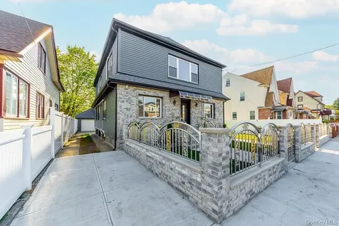 119-20 193rd Street Saint Albans NY 11412