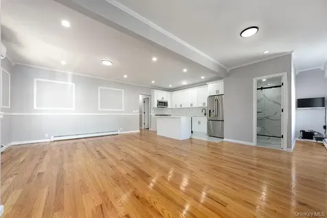 119-20 193rd Street Saint Albans NY 11412