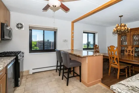 666 Pelham Road New Rochelle NY 10805