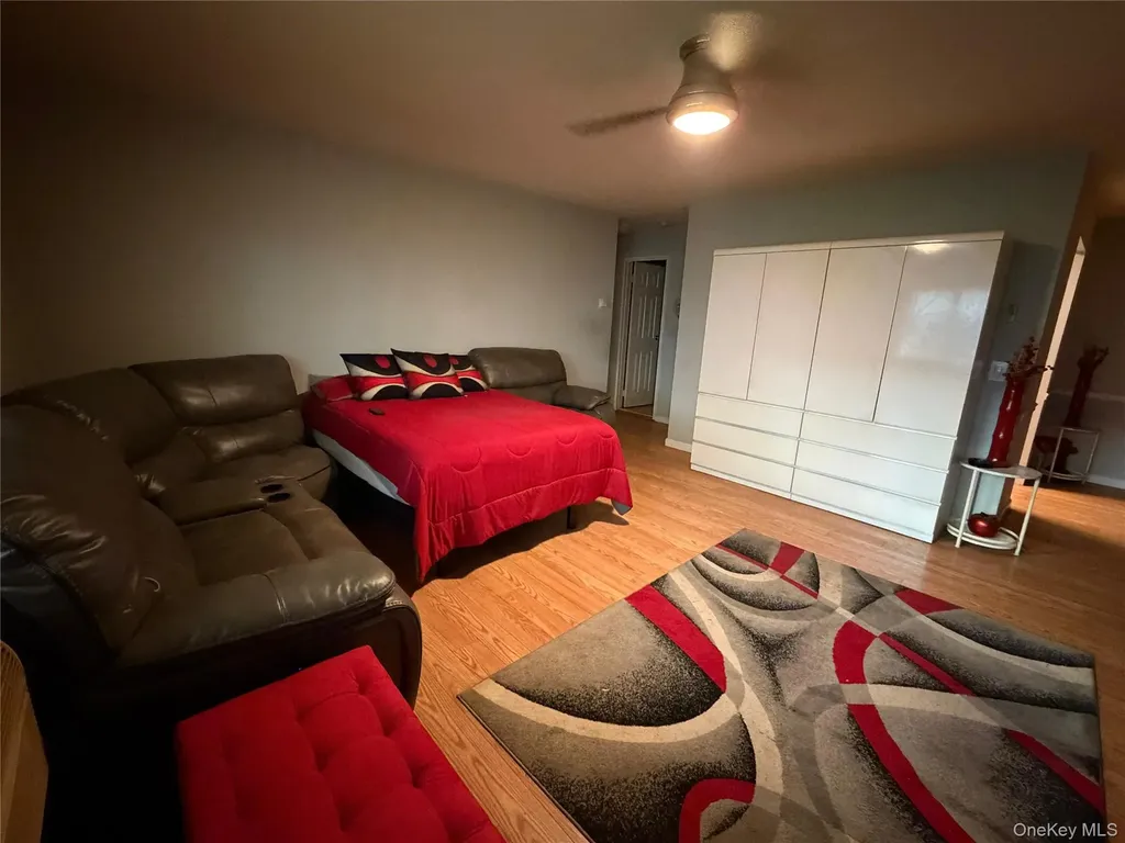 42 Richmond Boulevard Ronkonkoma NY 11779