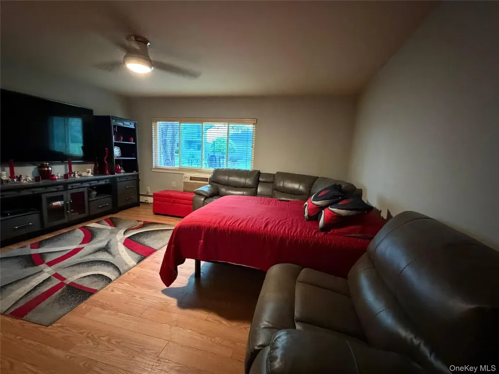 42 Richmond Boulevard Ronkonkoma NY 11779