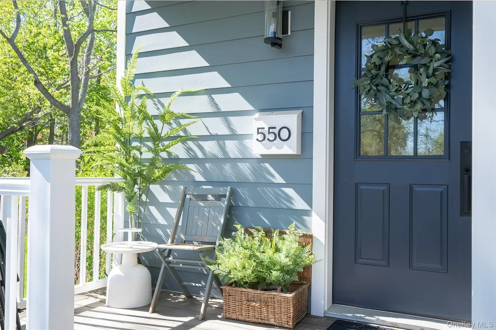 550 Madison Avenue Greenport NY 11944