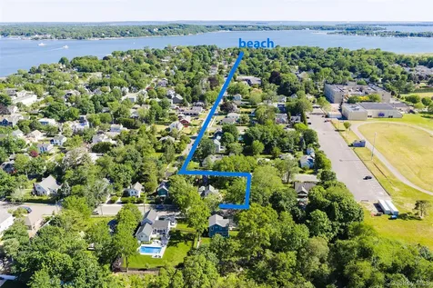 550 Madison Avenue Greenport NY 11944