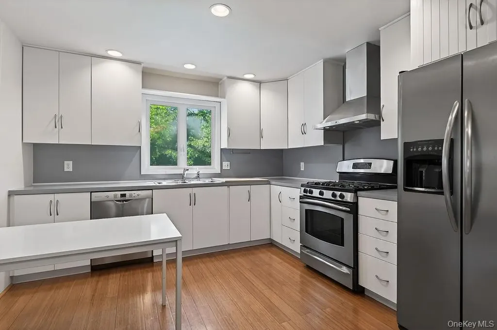 6 Winterberry Road Beacon NY 12508