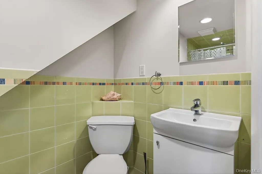 6 Winterberry Road Beacon NY 12508