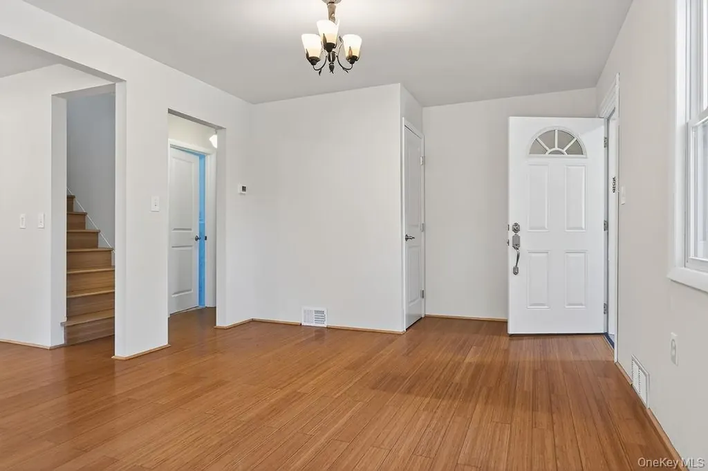6 Winterberry Road Beacon NY 12508