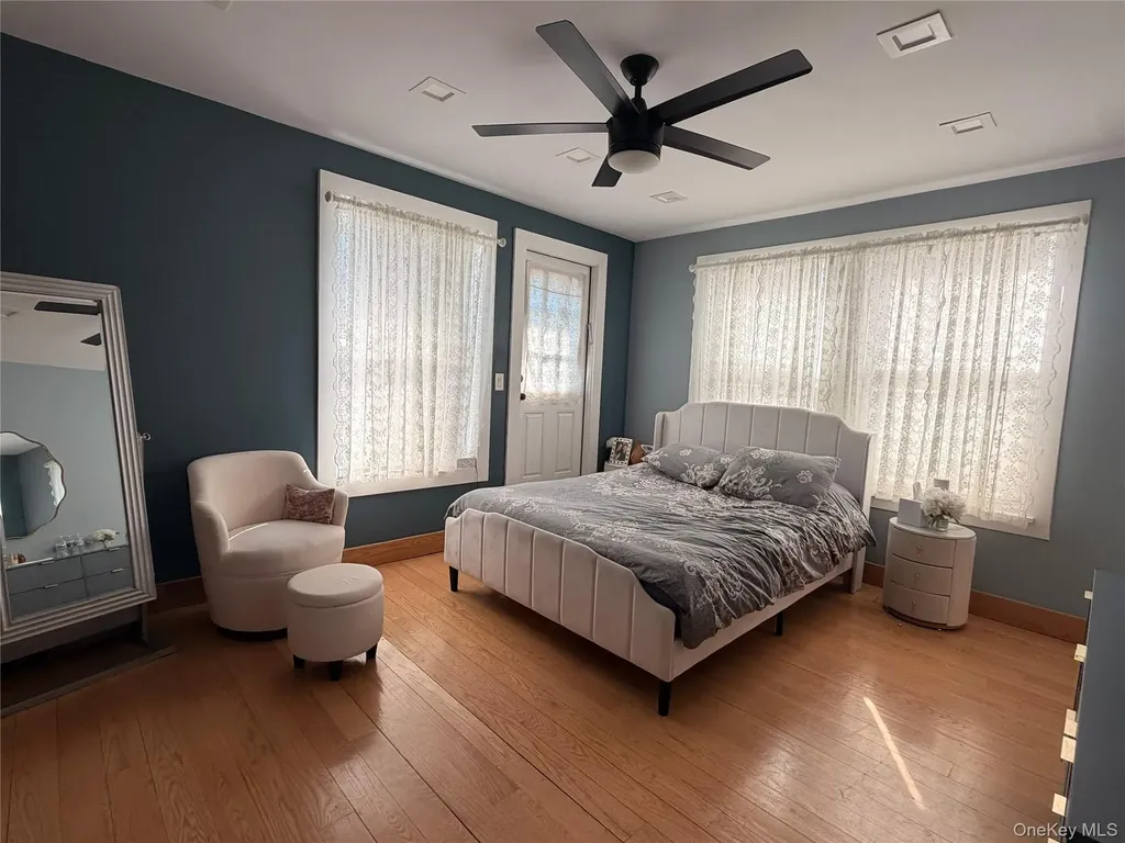 30 Johnson Place Woodmere NY 11598