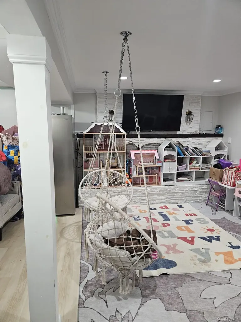 127 Berkeley Avenue Selden NY 11784
