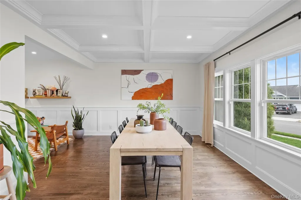 8 Piper Place Old Bethpage NY 11804