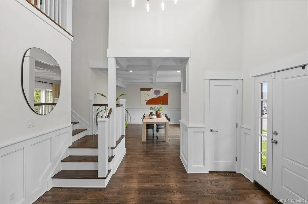 8 Piper Place Old Bethpage NY 11804