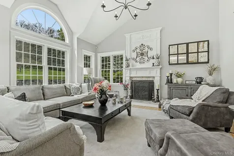 43 Buck Drive Poughquag NY 12570