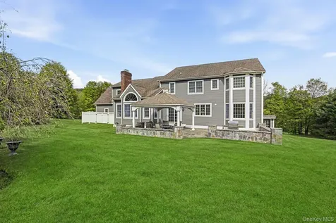43 Buck Drive Poughquag NY 12570