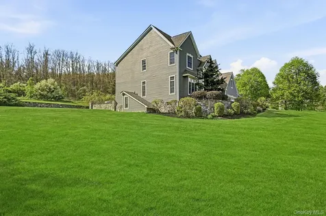 43 Buck Drive Poughquag NY 12570
