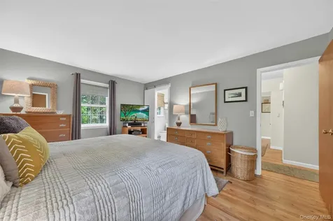 21 Saddle Ridge Drive Hopewell Junction NY 12533