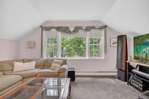 21 Saddle Ridge Drive Hopewell Junction NY 12533