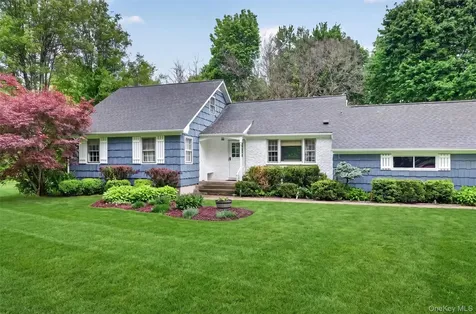 21 Saddle Ridge Drive Hopewell Junction NY 12533