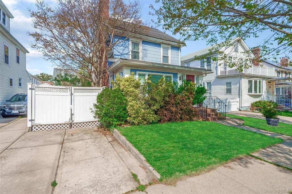 45-20 169th Street Flushing NY 11358