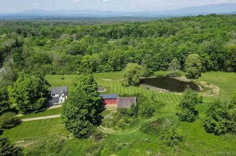 565 Route 308 Rhinebeck NY 12572