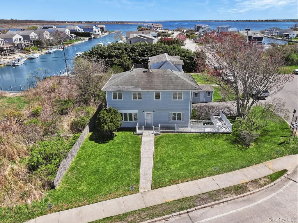 55 William Floyd Parkway Shirley NY 11967