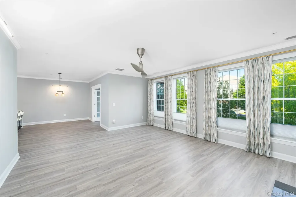326 Regency Drive Fishkill NY 12524