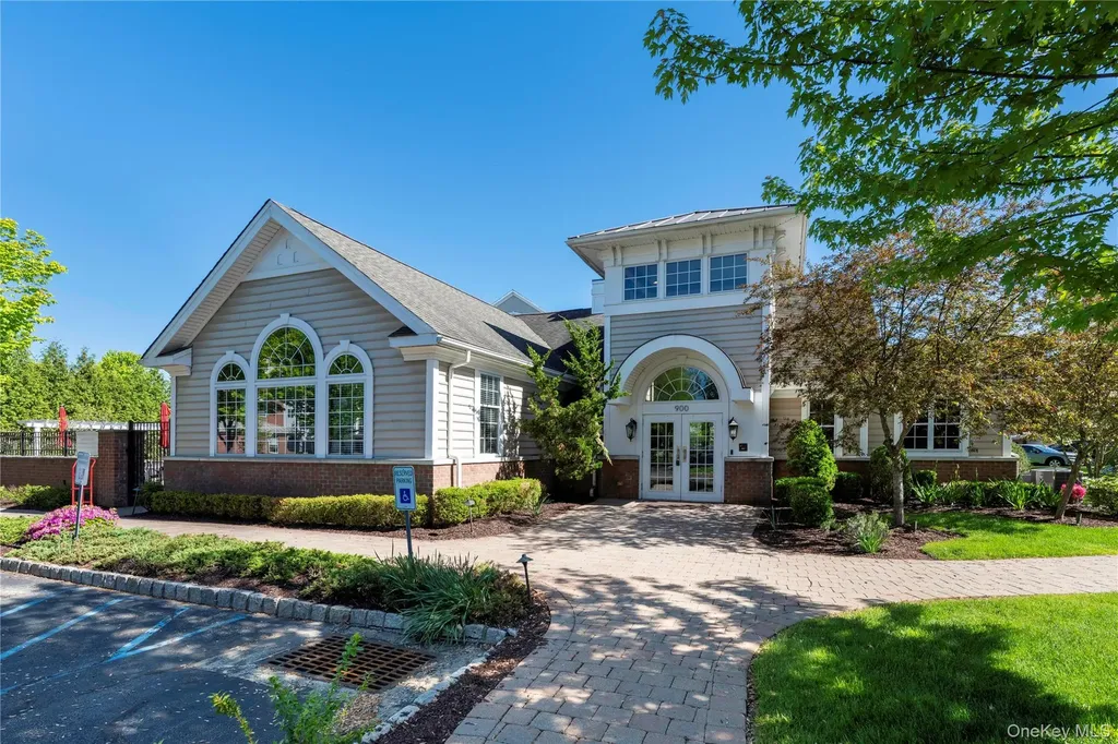 326 Regency Drive Fishkill NY 12524