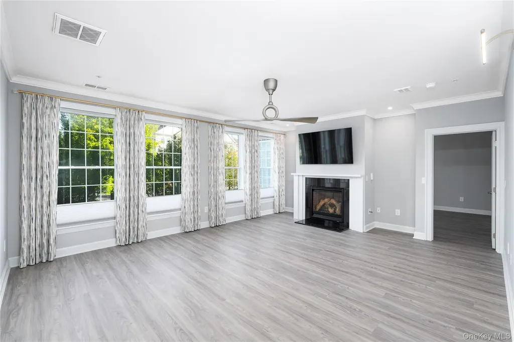 326 Regency Drive Fishkill NY 12524