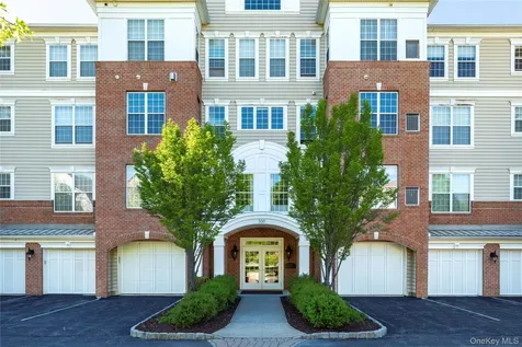 326 Regency Drive Fishkill NY 12524
