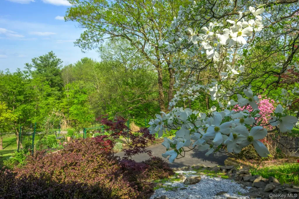 29 Edgemere Hill Road Catskill NY 12414