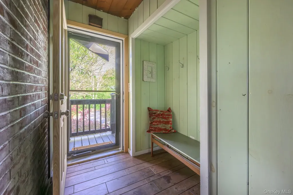 29 Edgemere Hill Road Catskill NY 12414